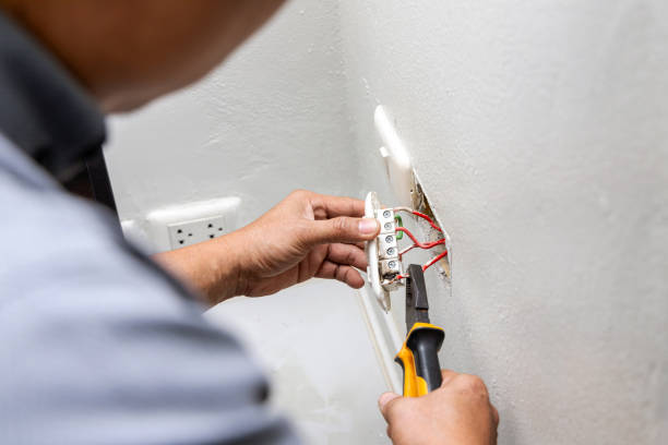 Best Electrical Contractors for Businesses  in Mccullom Lake, IL